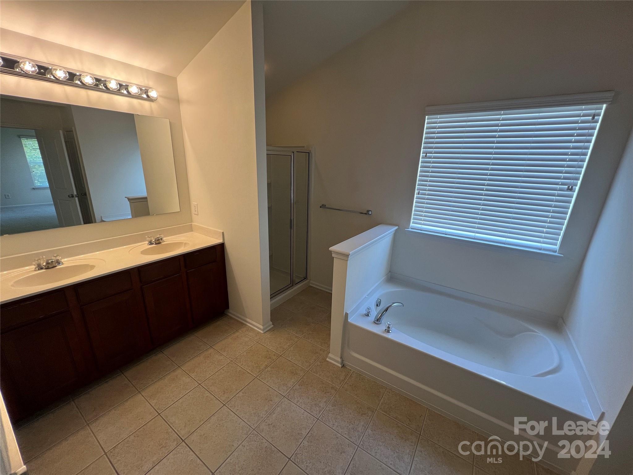 Crismark - Residential Lease