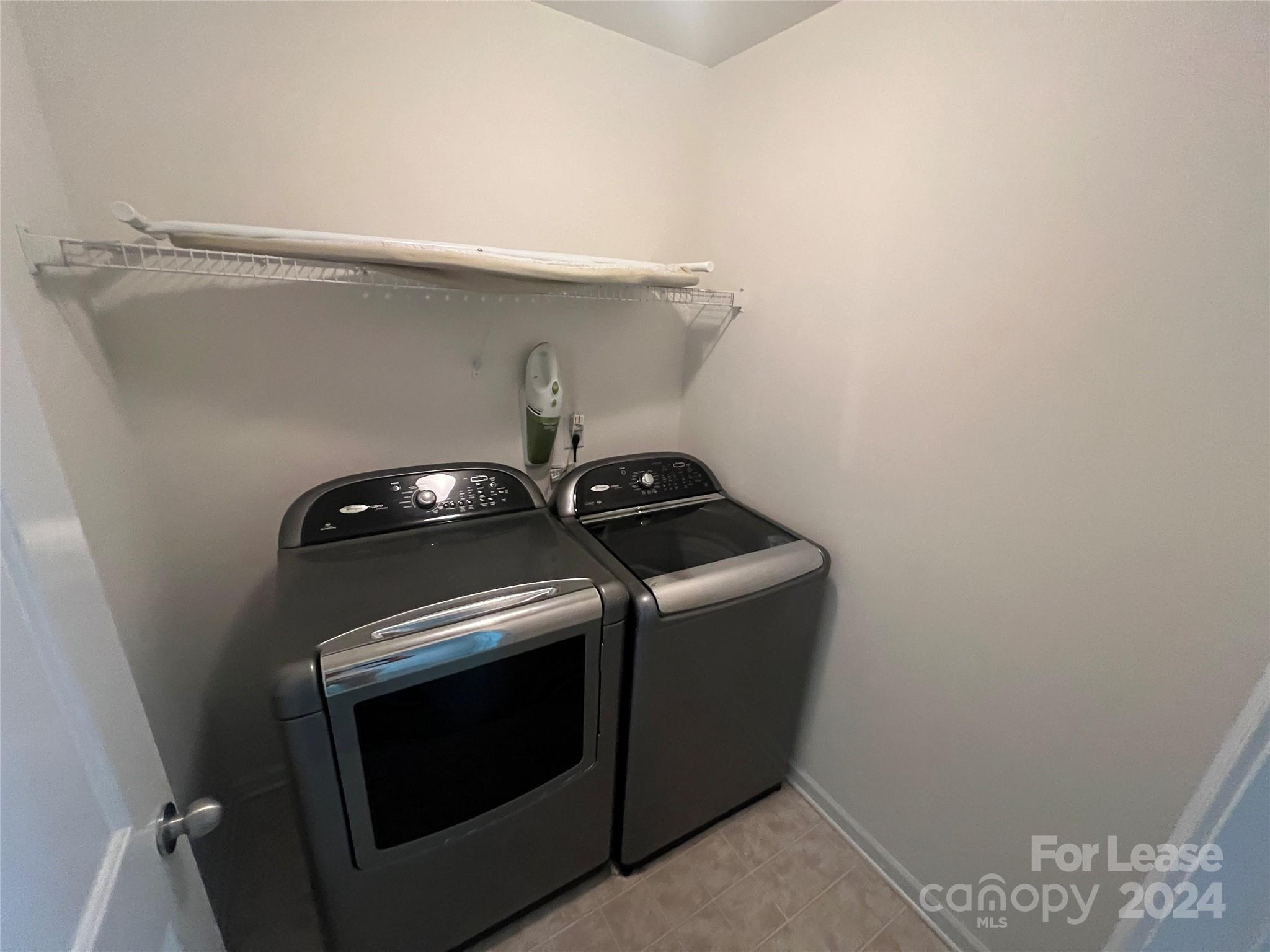 Crismark - Residential Lease