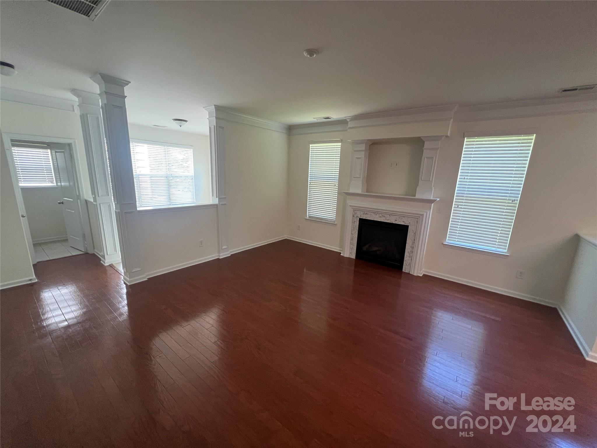 Crismark - Residential Lease