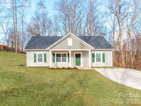 Photo of 176 Whitetail Road, Statesville, NC 28625 (MLS # 4335614)