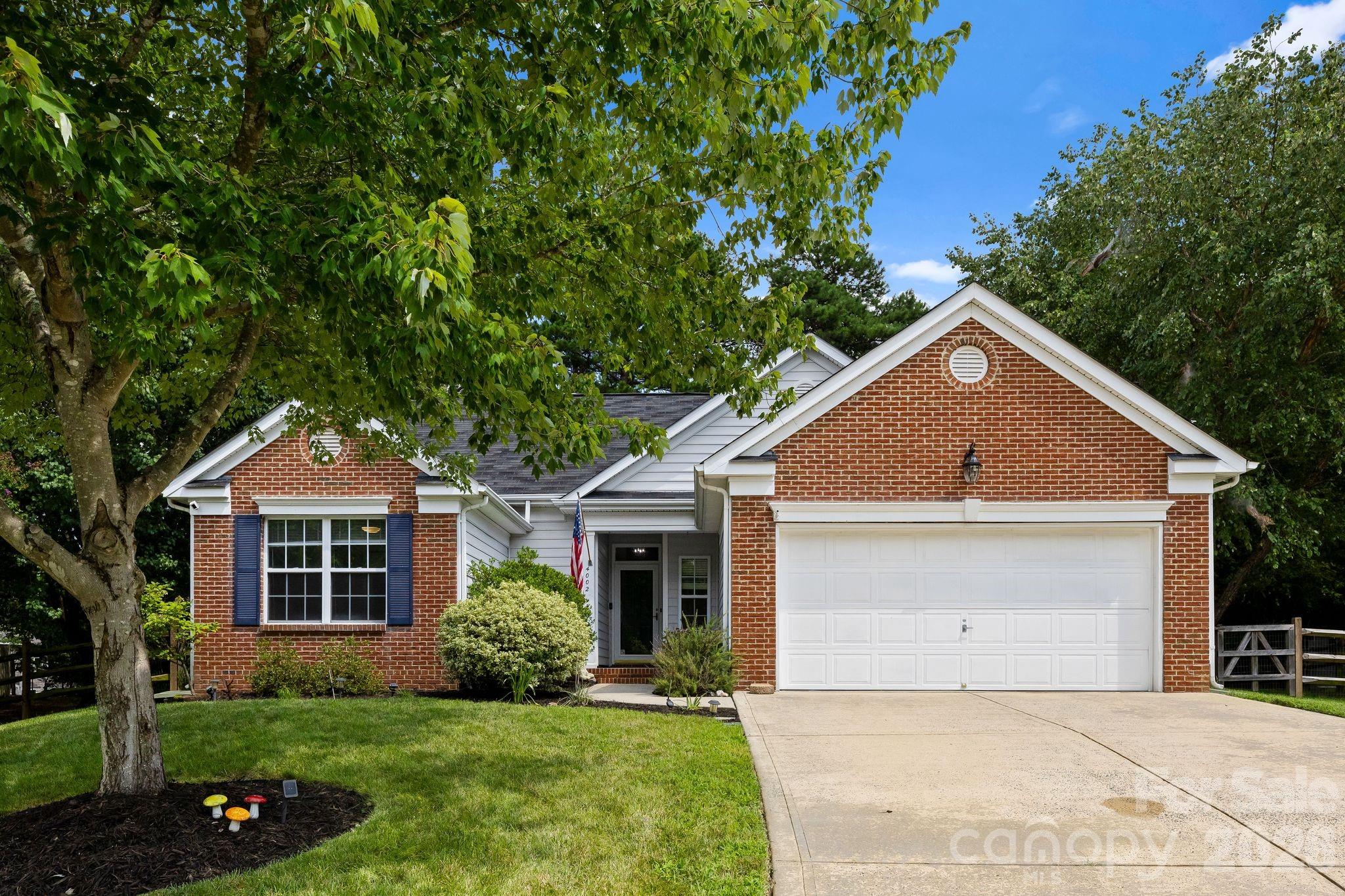 4002 Canbury Court