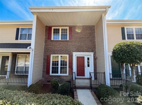 Photo for 1022 Surry Lane