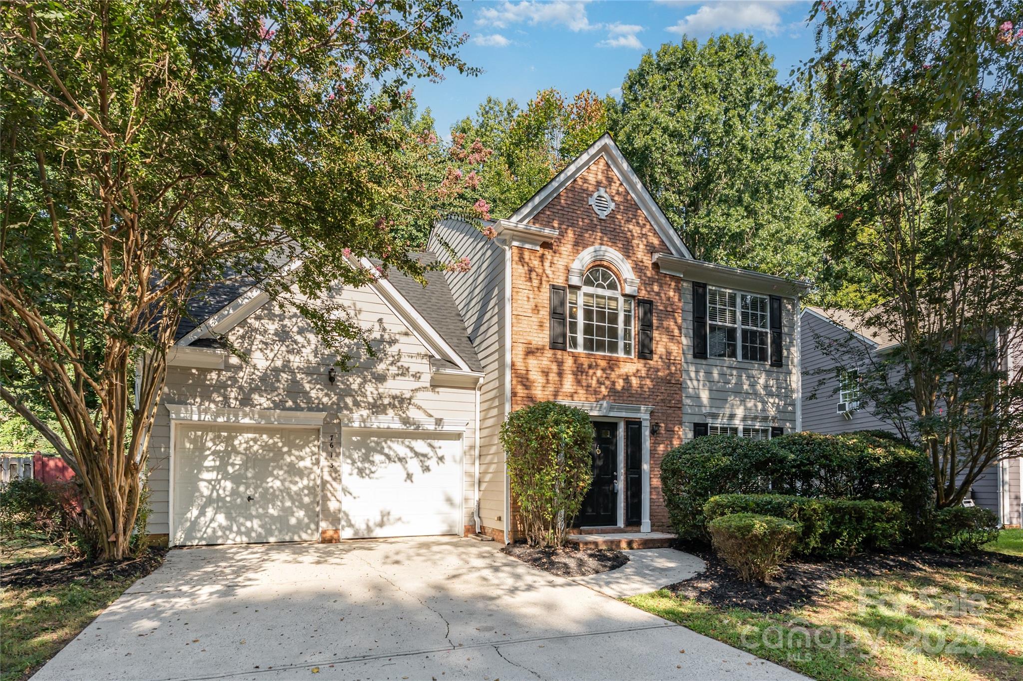 7613 Lullwater Cove
