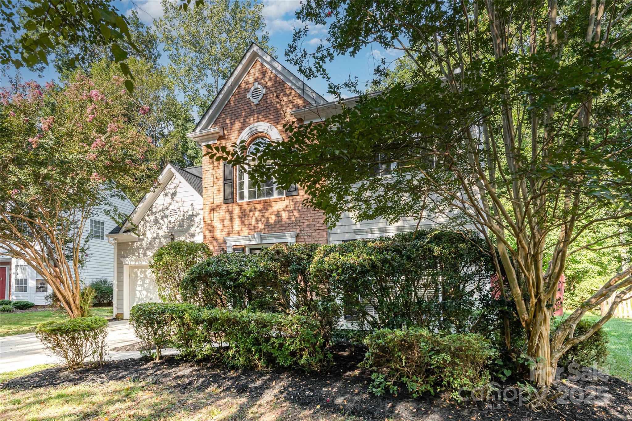 7613 Lullwater Cove