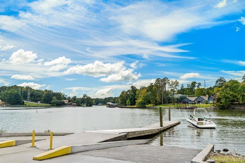 Trinity Townes - Residential