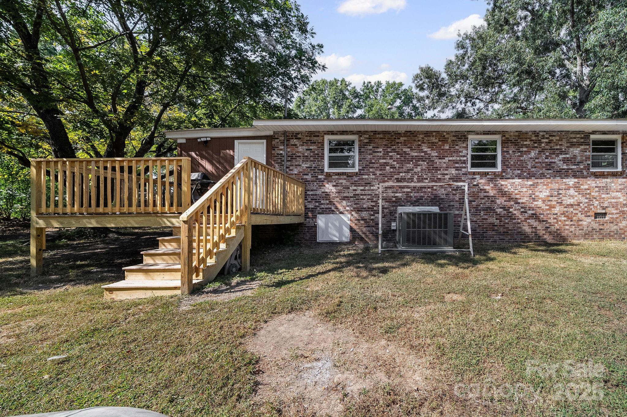 114 Shady Lane