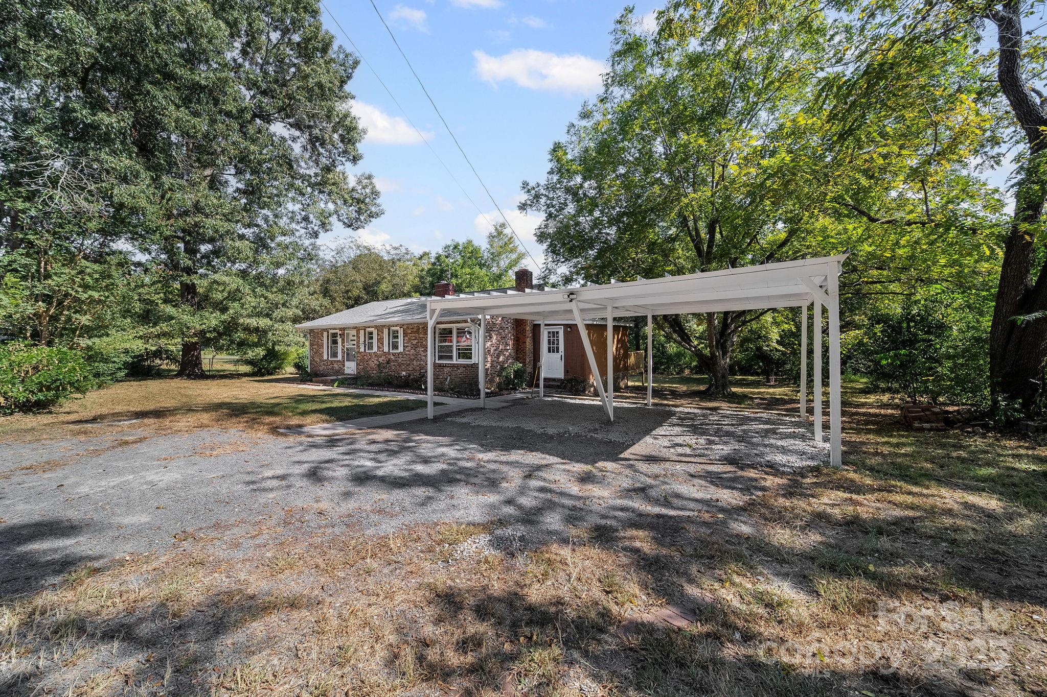 114 Shady Lane