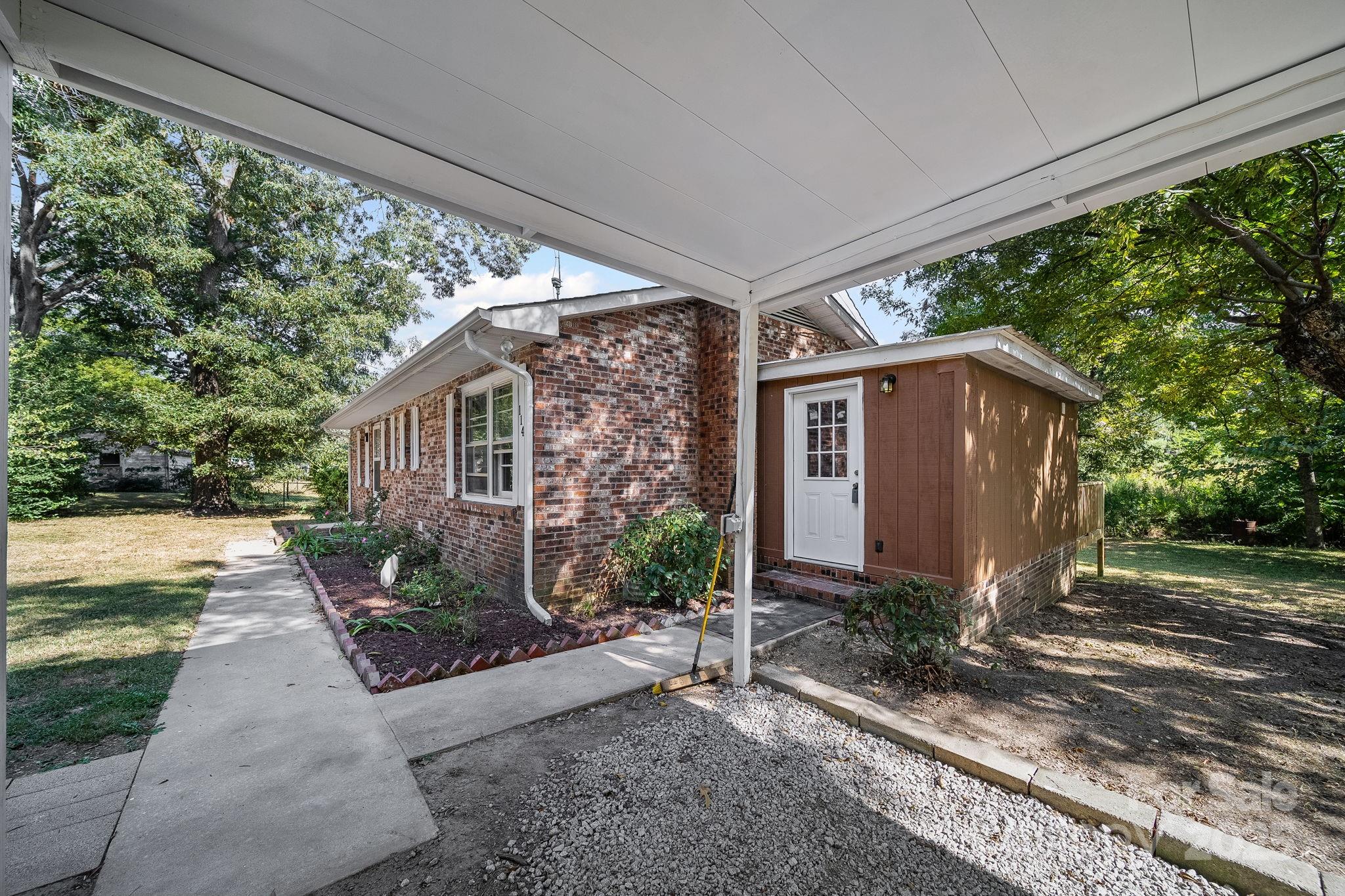 114 Shady Lane