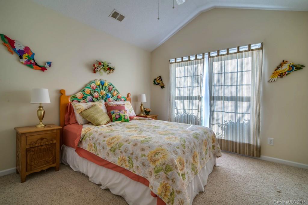 Fox Glen - Residential