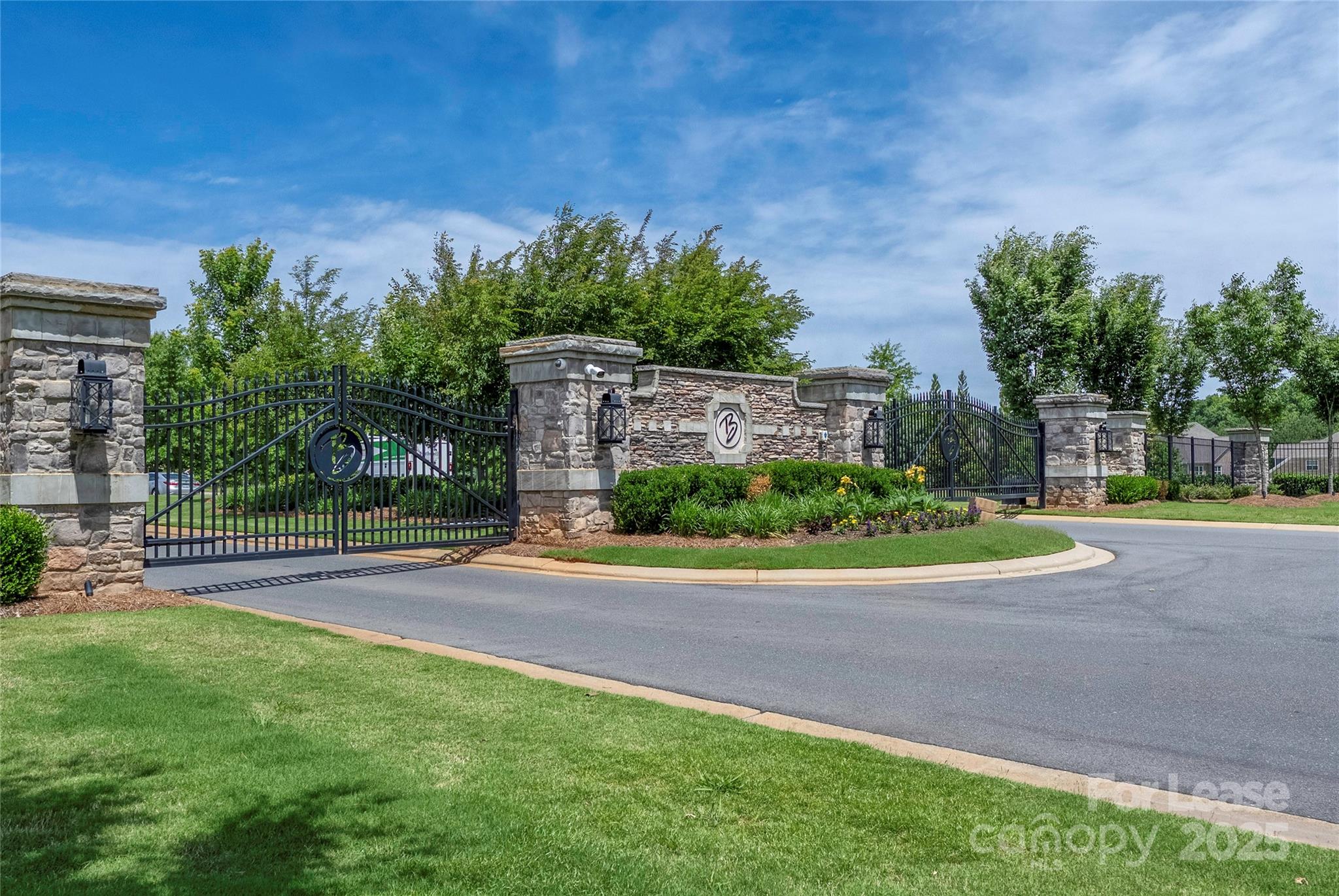 Bretagne - Residential Lease