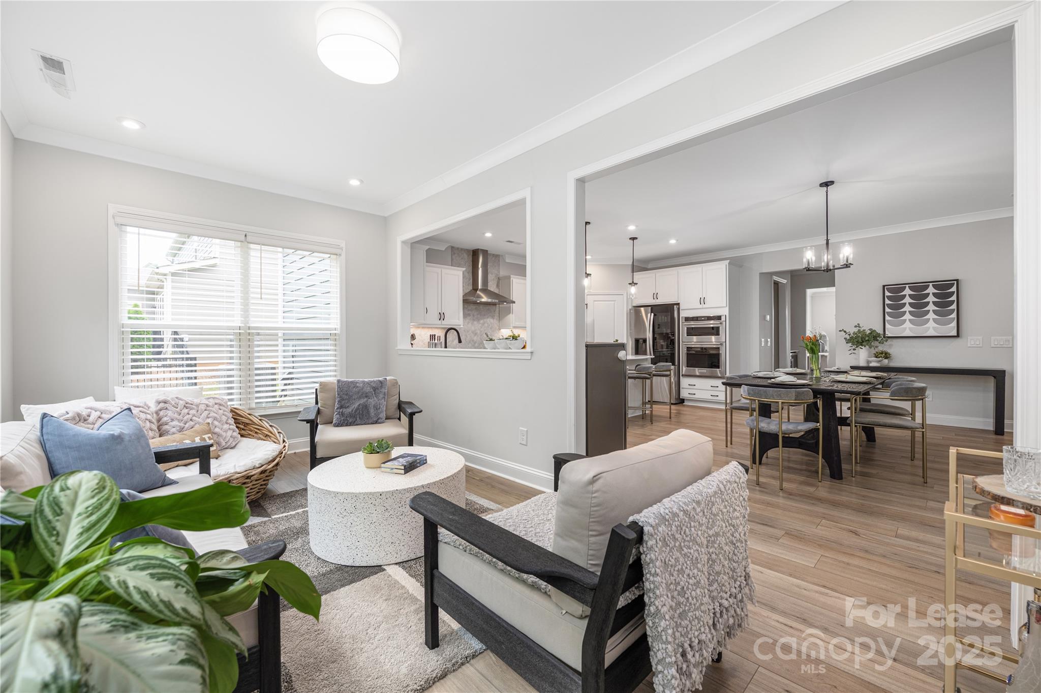 Bretagne - Residential Lease