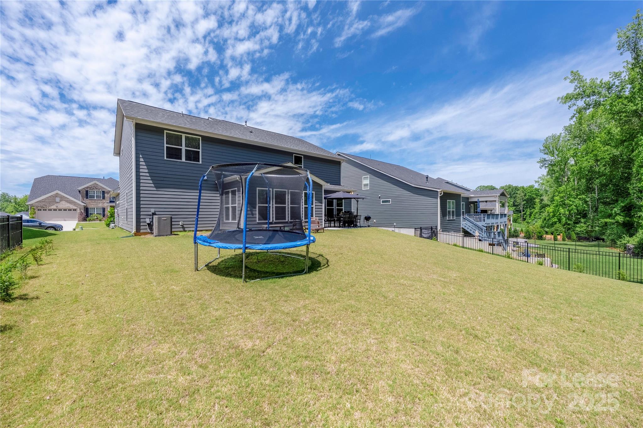 Bretagne - Residential Lease