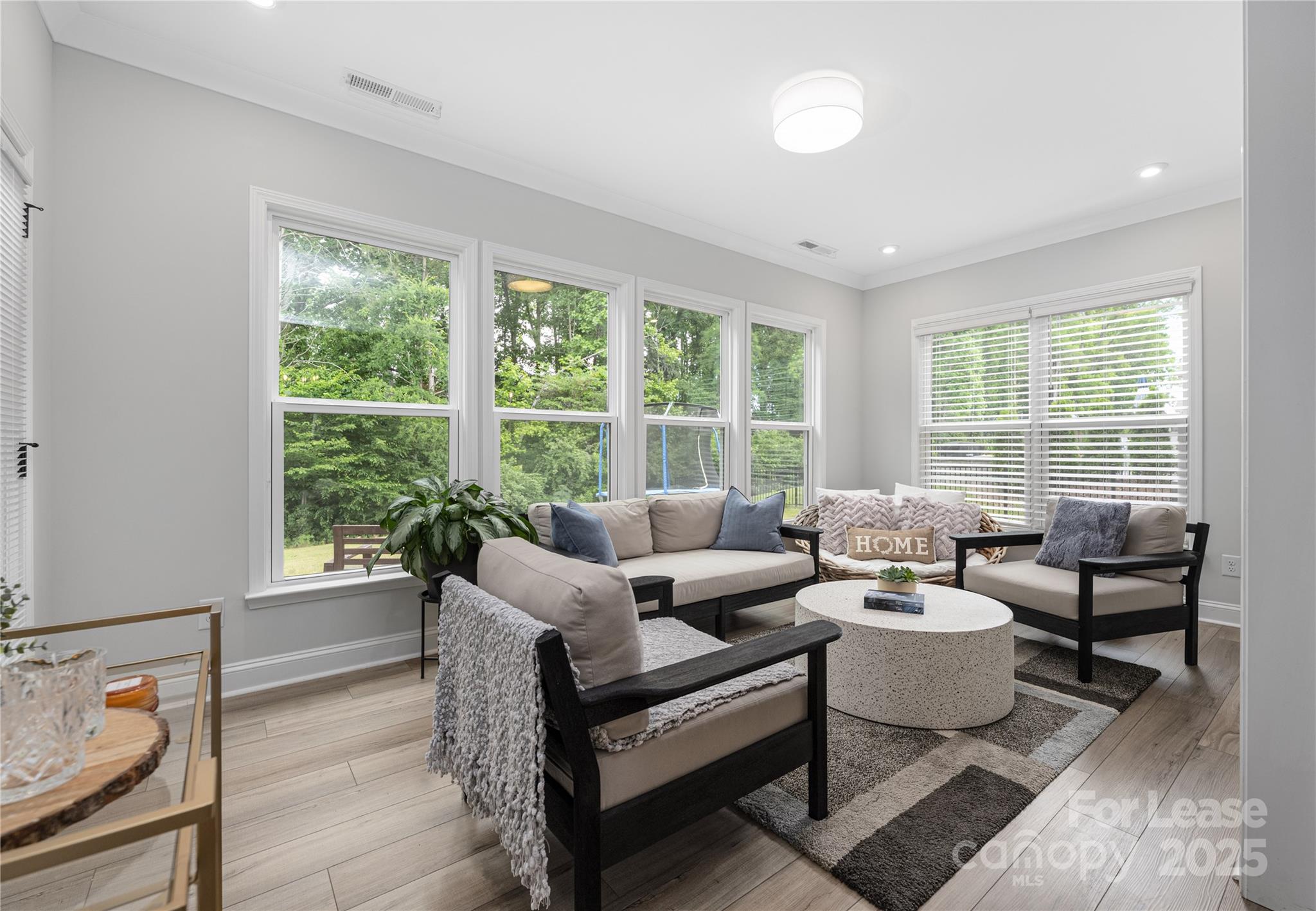 Bretagne - Residential Lease