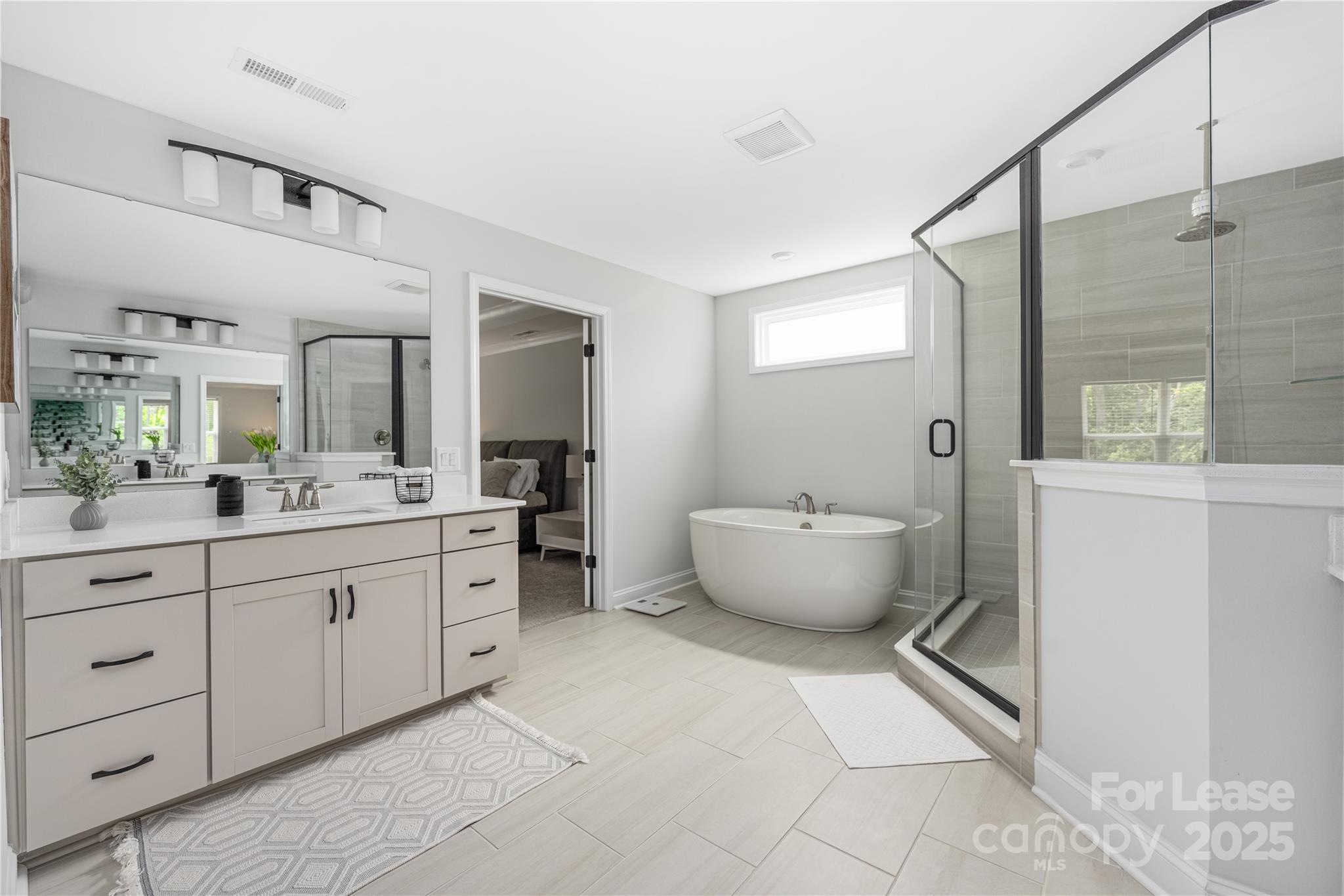 Bretagne - Residential Lease