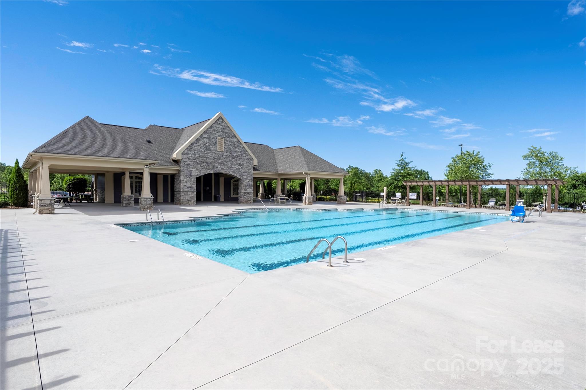 Bretagne - Residential Lease