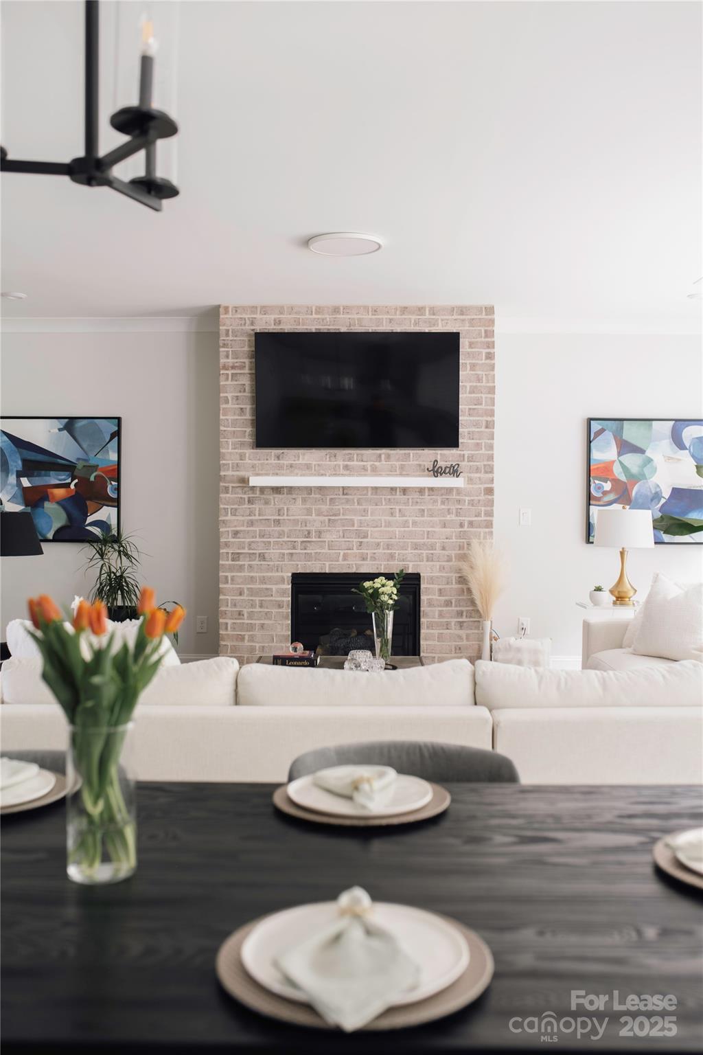 Bretagne - Residential Lease