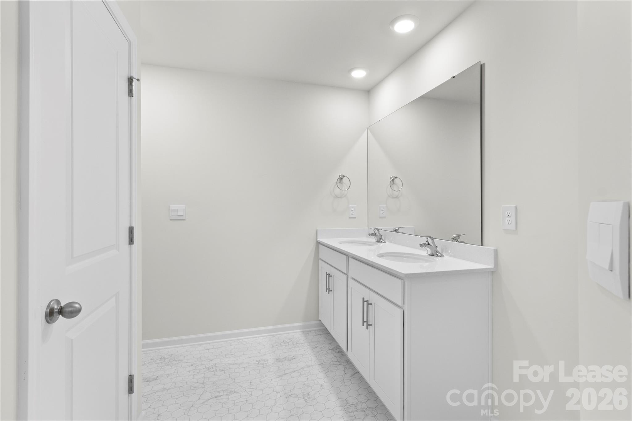 Fergus Crossing - Residential Lease