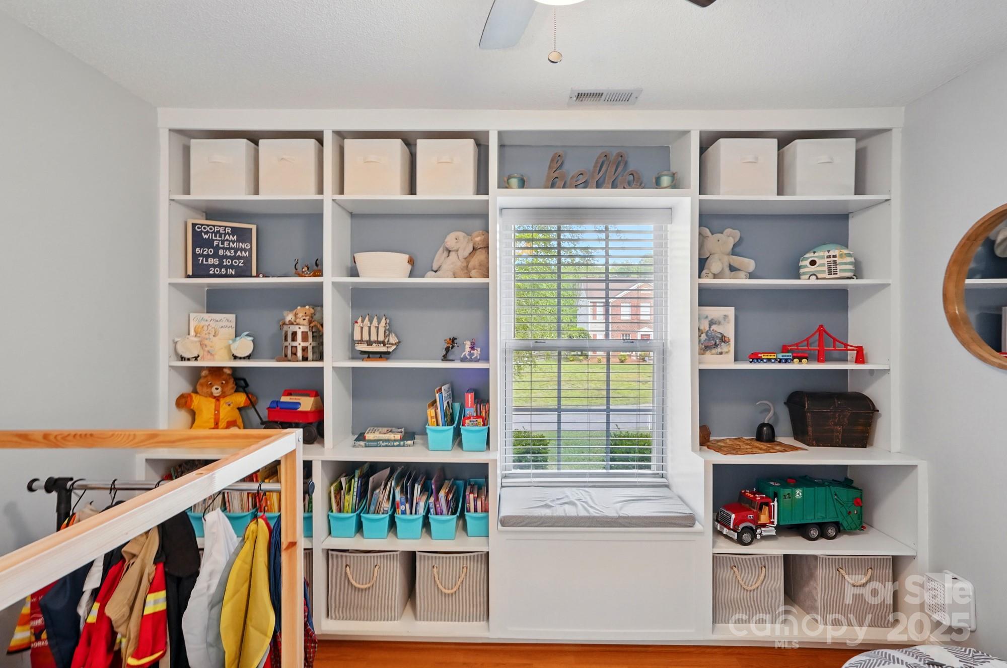 Hubbard Woods - Residential