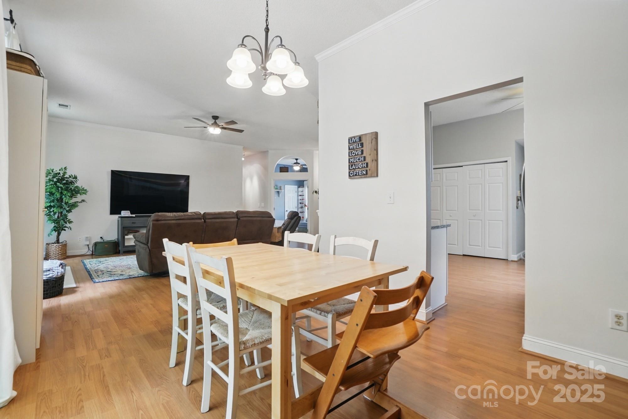 Hubbard Woods - Residential