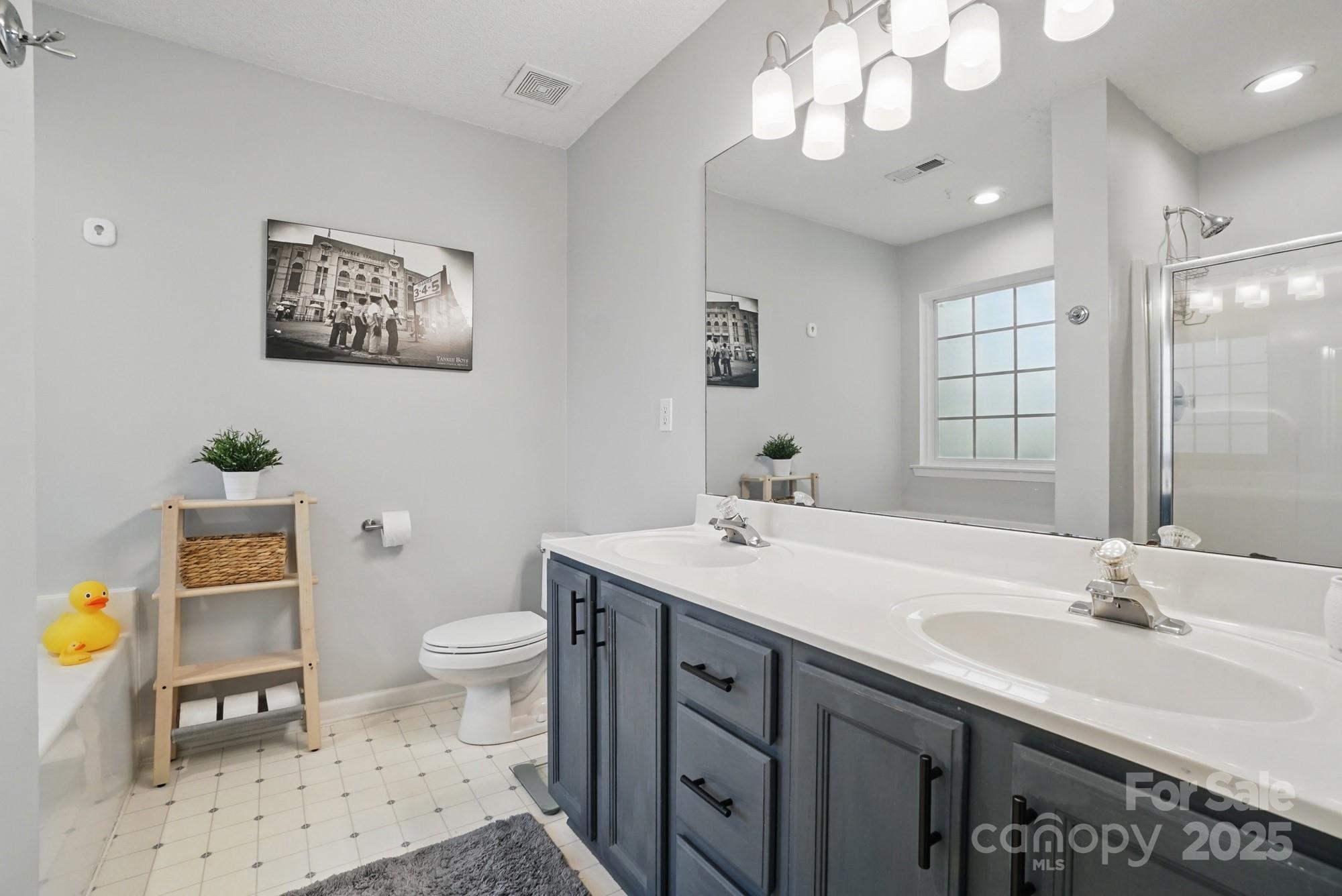 Hubbard Woods - Residential