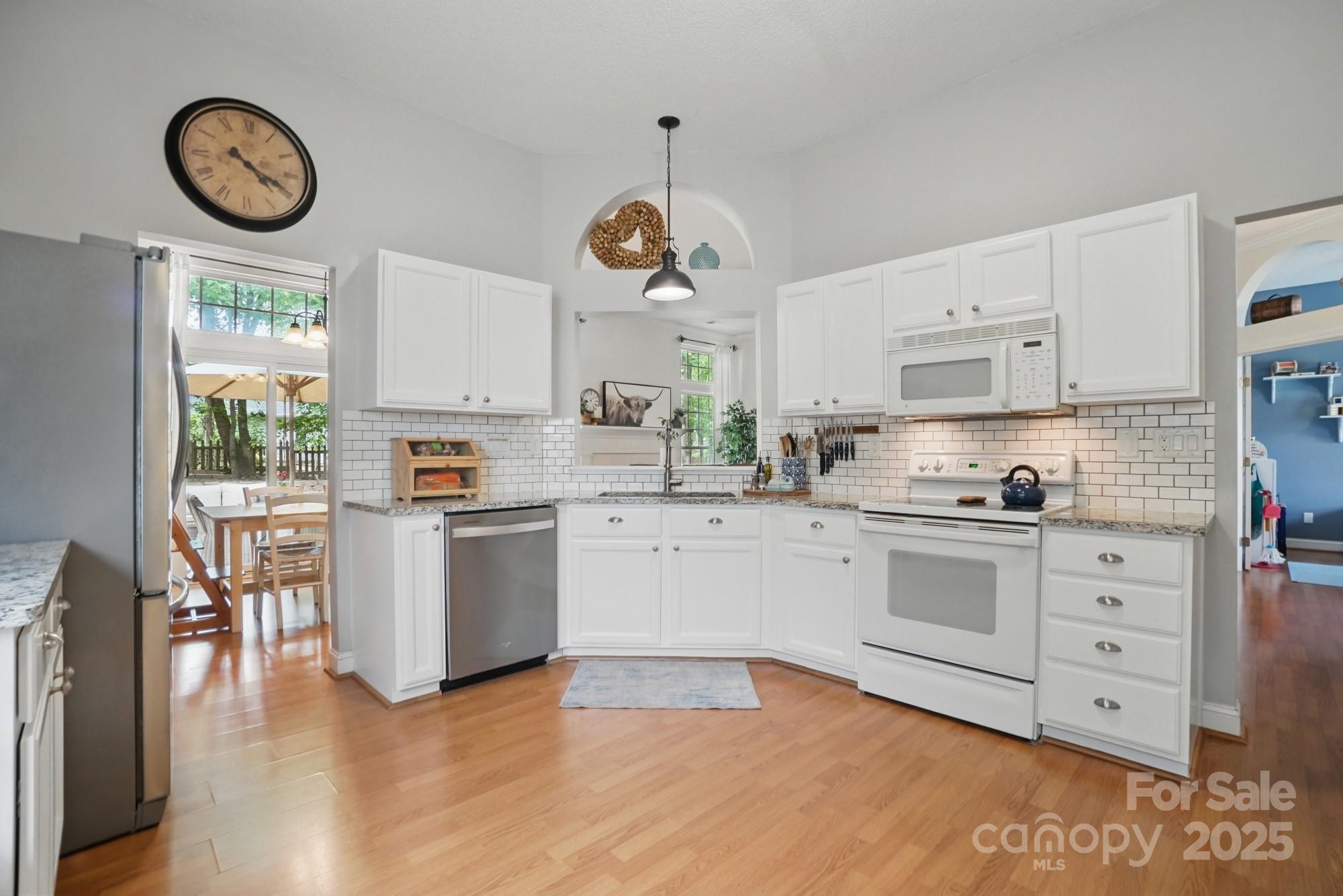 Hubbard Woods - Residential