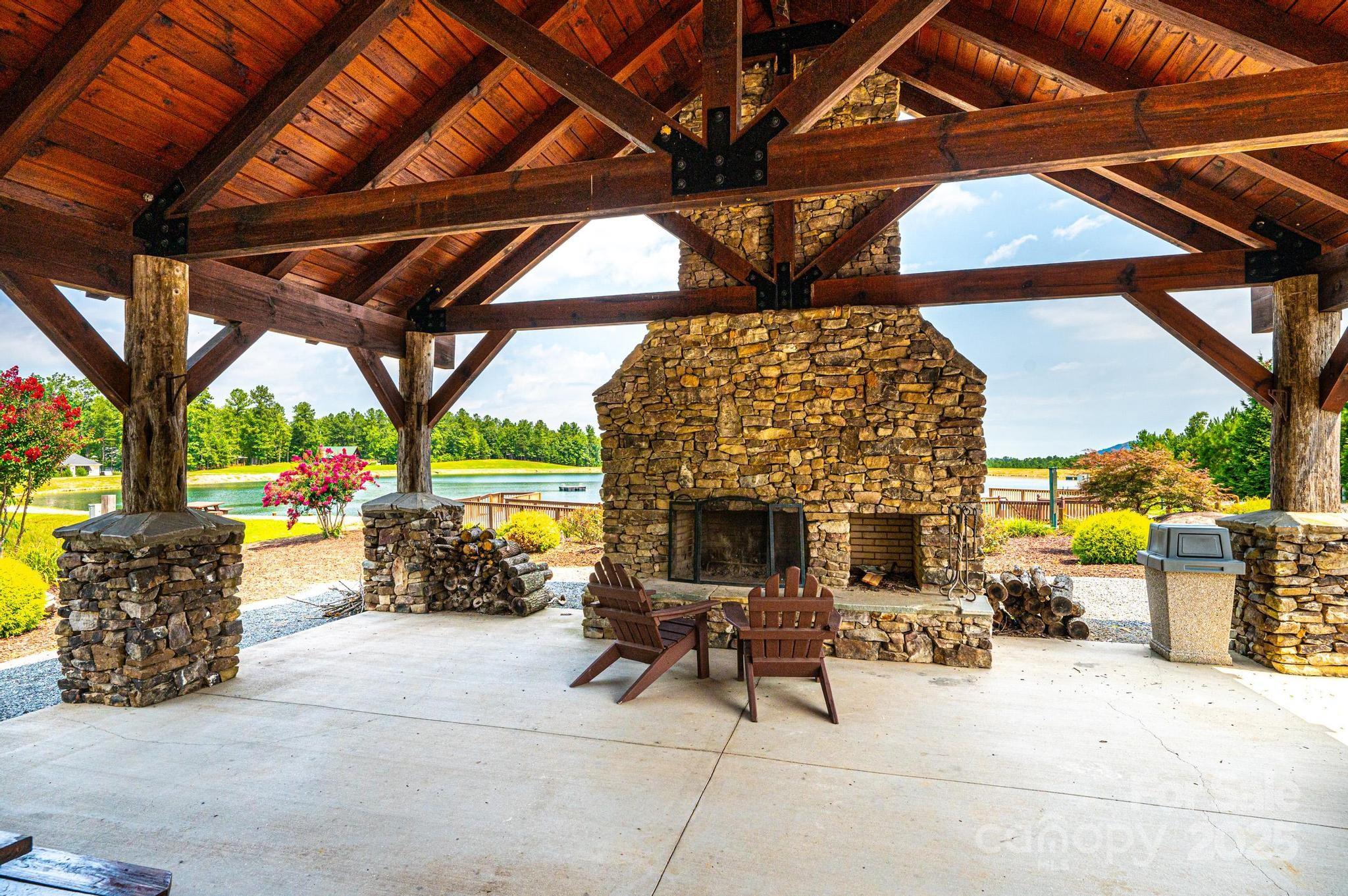 Grandview Peaks - Land