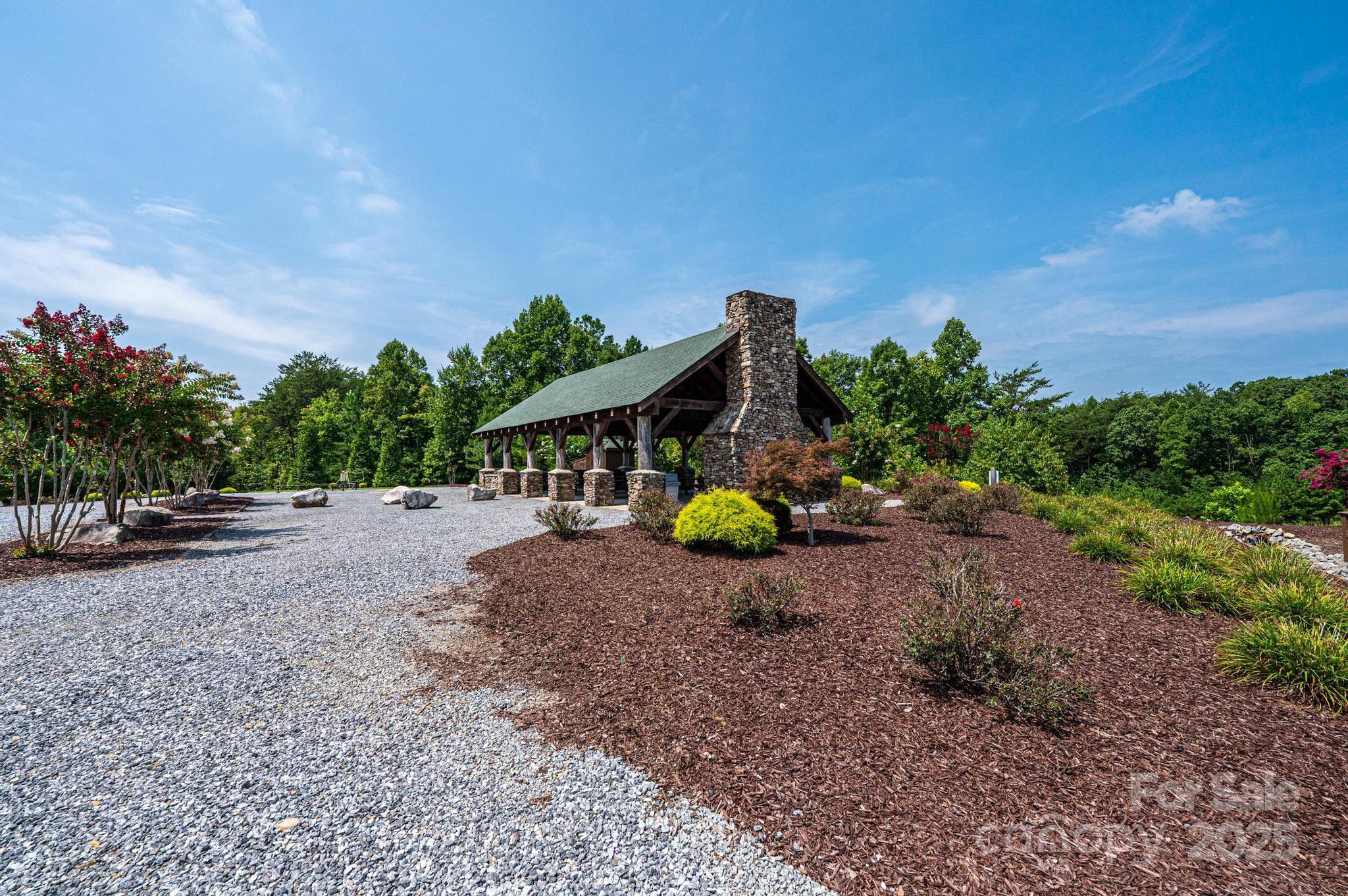 Grandview Peaks - Land