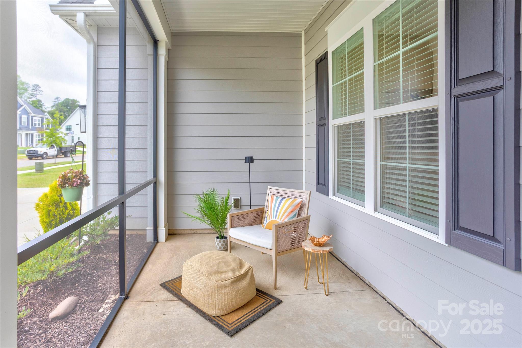 471 Lucky Drive NW