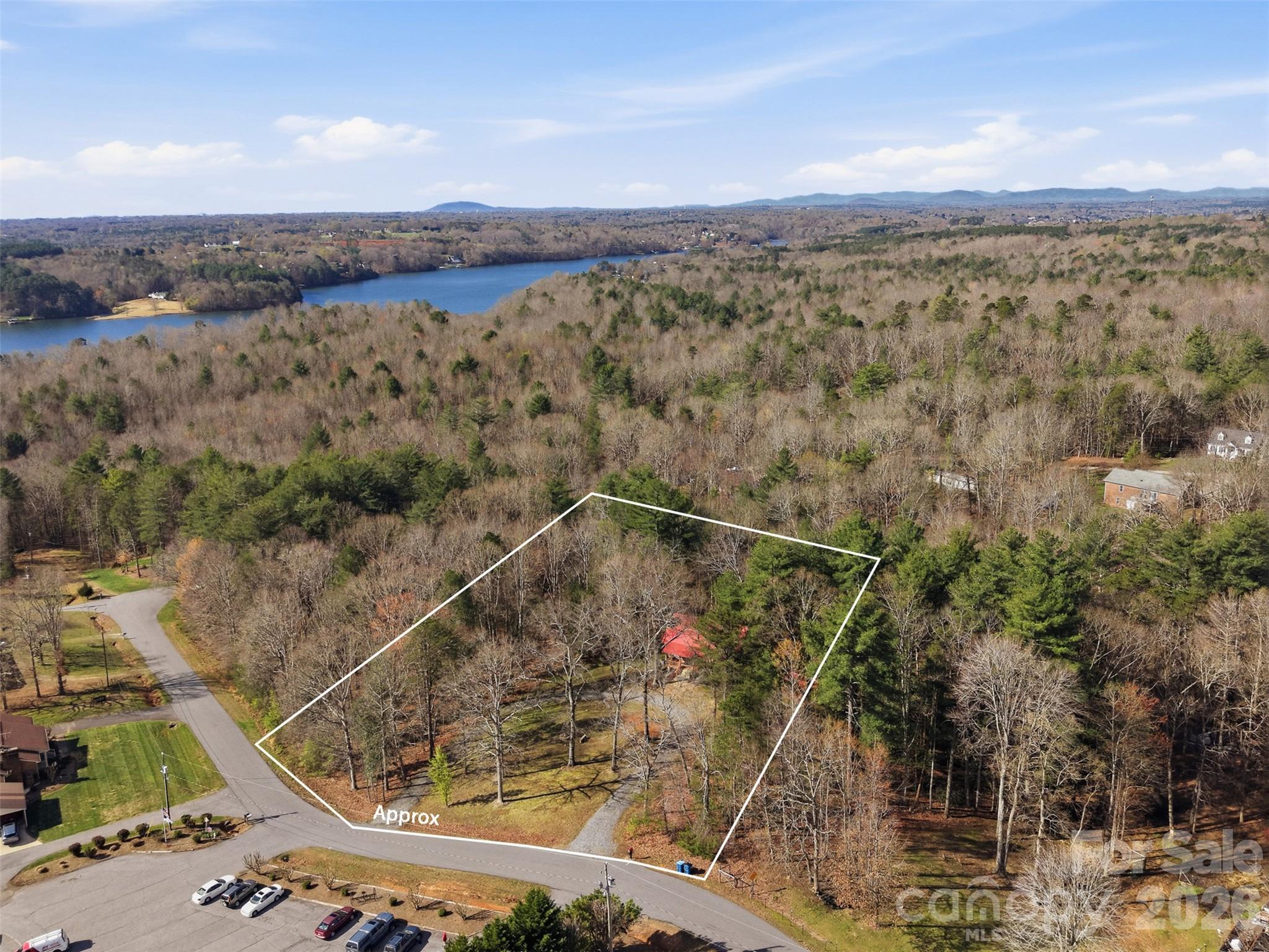 350 Starnes Circle Drive