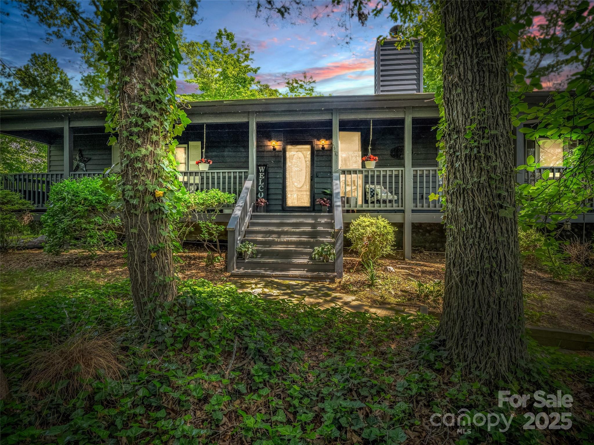 174 W Chippendale Drive