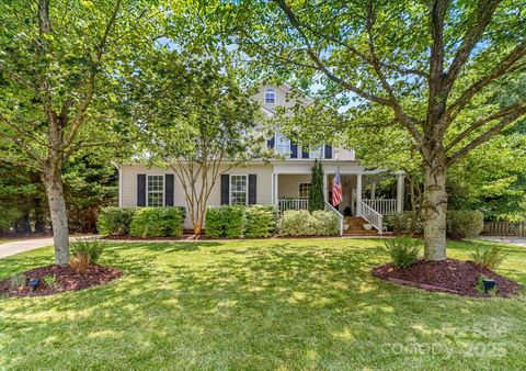 Photo of 20305 Queensdale Drive, Cornelius, NC 28031 (MLS # 4279276)