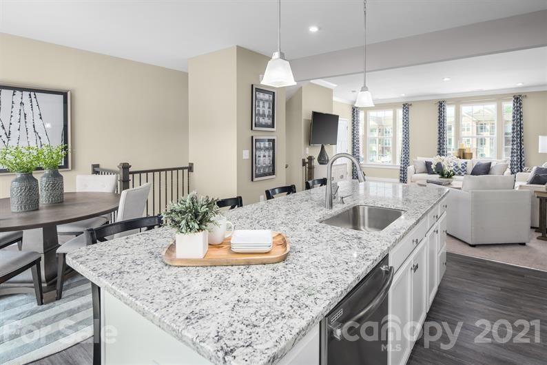 Trinity Townes - Residential