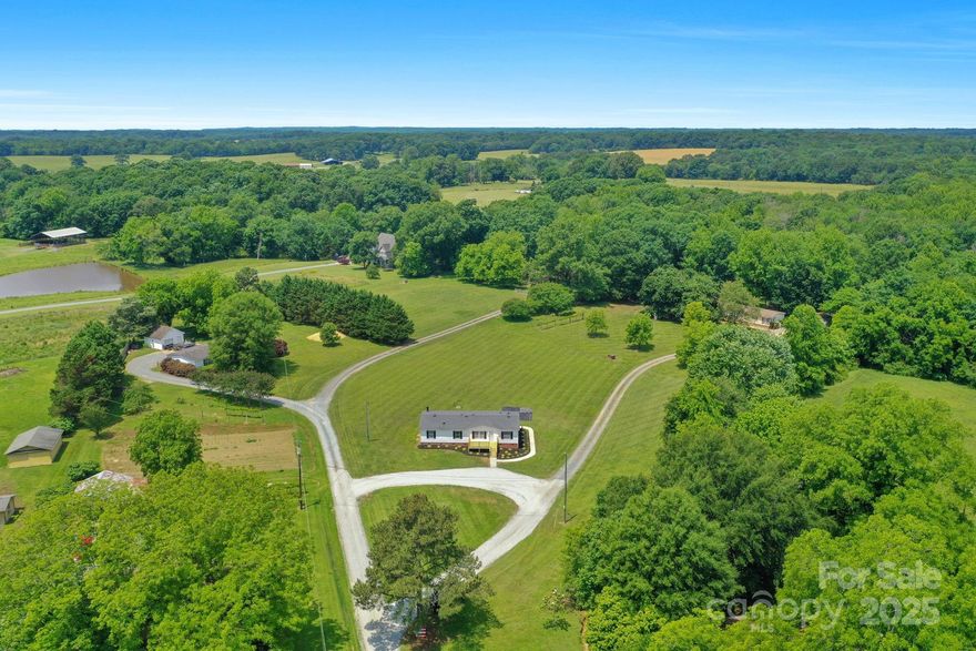 Motivated Sellers & $750 allowance for a 1 Year Home Warranty!
Welcome we offer a completely renovated home. Nestled on a sprawling 1.52-acre lot, this beautifully home offers the perfect blend of modern comfort and rural living. The home boast high end energy efficient new stainless-steel appliances in the kitchen, new cabinets, counter tops, boasting new flooring throughout. The living room seamlessly flows into a stylish fully updated living space with a huge open concept kitchen which connect to the family room and the amazing real wood burning fireplace for those the ambiance of eating and the dining area and views of the amazing back yard and sunsets. Two large decks both in front and back for relaxing after a long day watching the sunset. Don't miss this rare opportunity to own this property with local dining, convenience stores and shopping. Excellent school choices to consider that are within 5 miles. Downtown Monroe & Waxhaw NC within 15-minute,