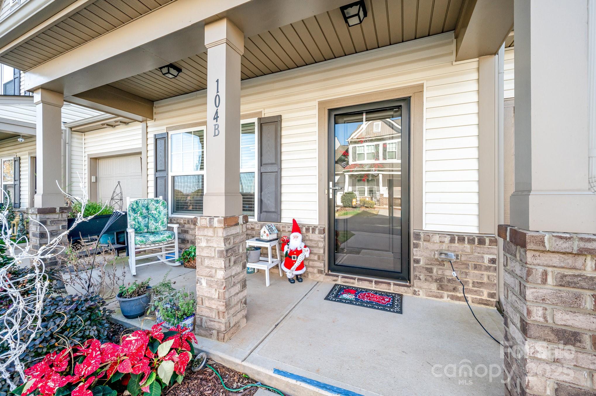 104 Blackstone Court