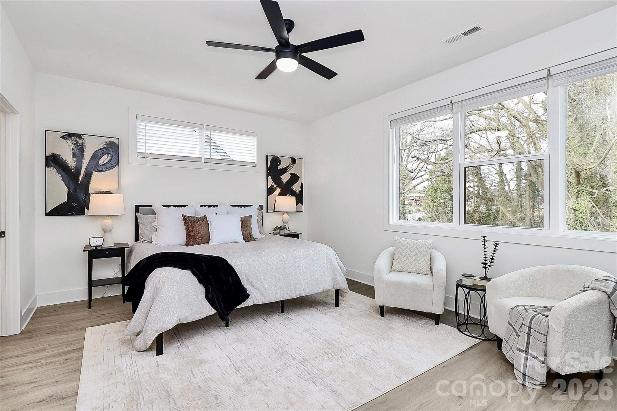 Residences at Oakview - Residential