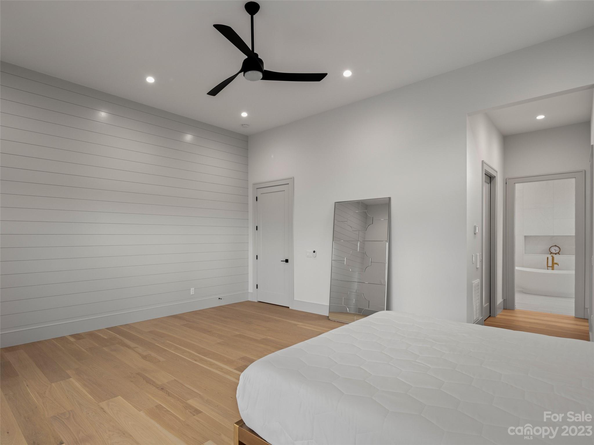 The Cliffs at Walnut Cove - Residential