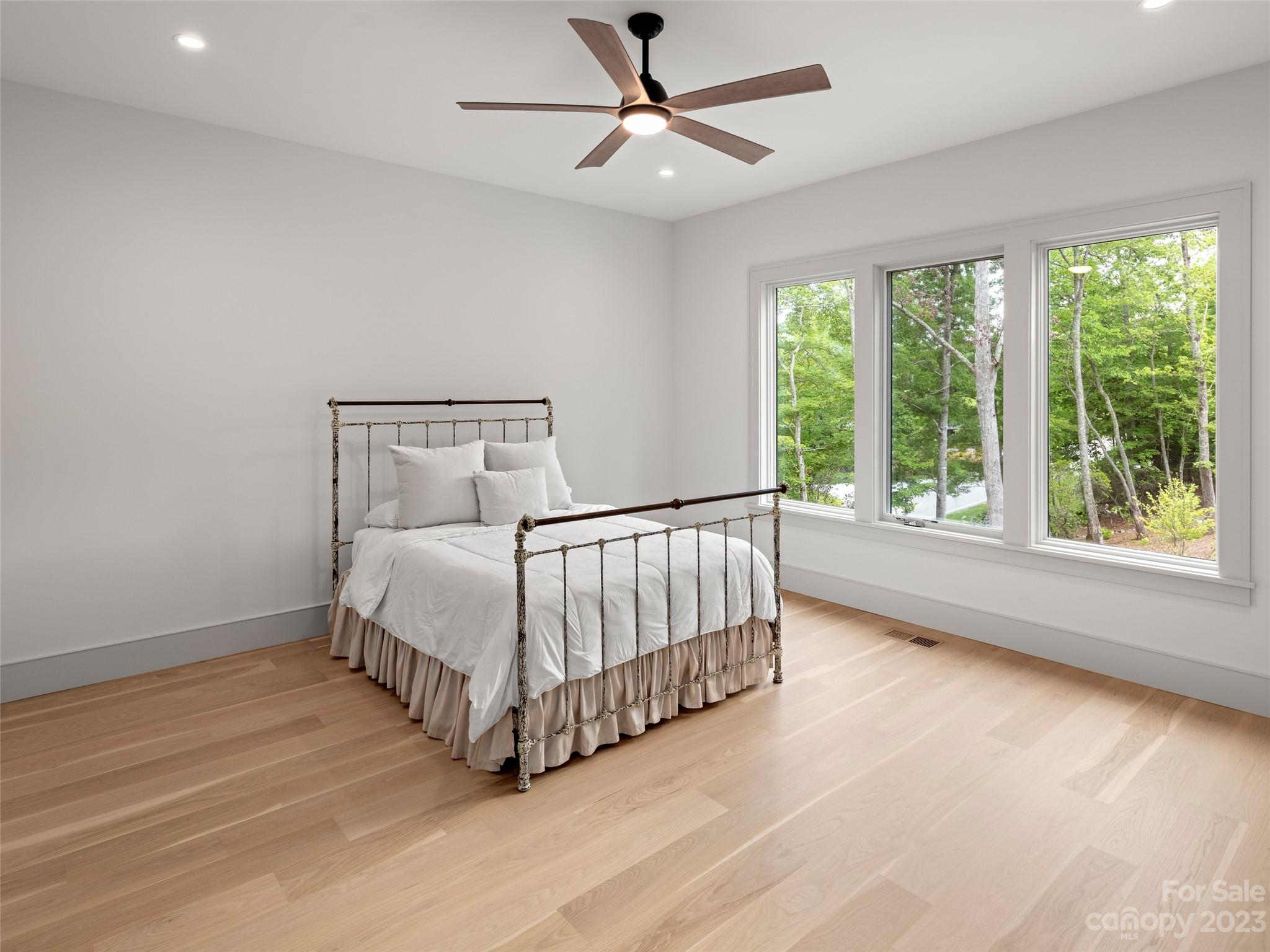 The Cliffs at Walnut Cove - Residential