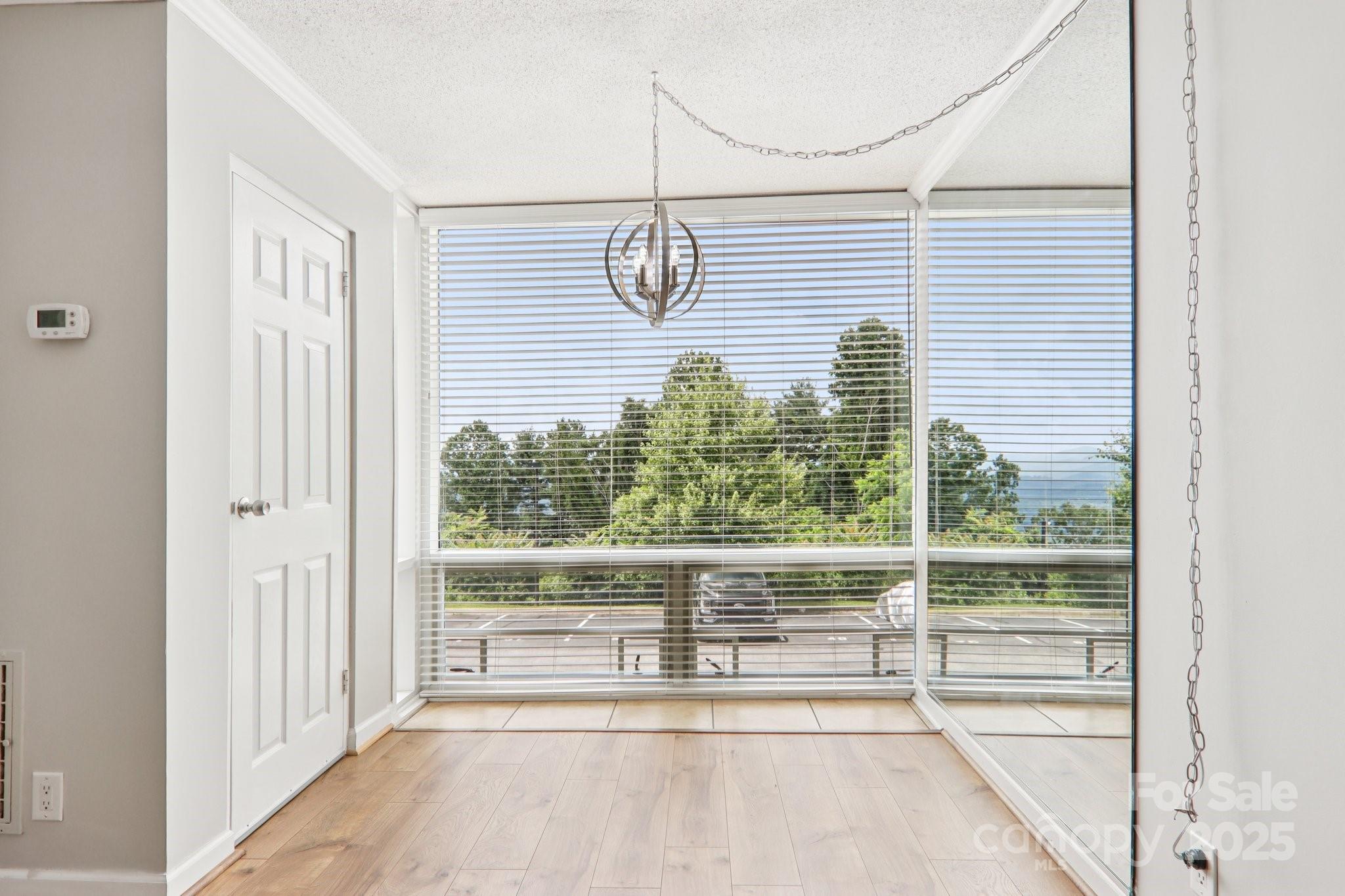 647 Town Mountain Road 212