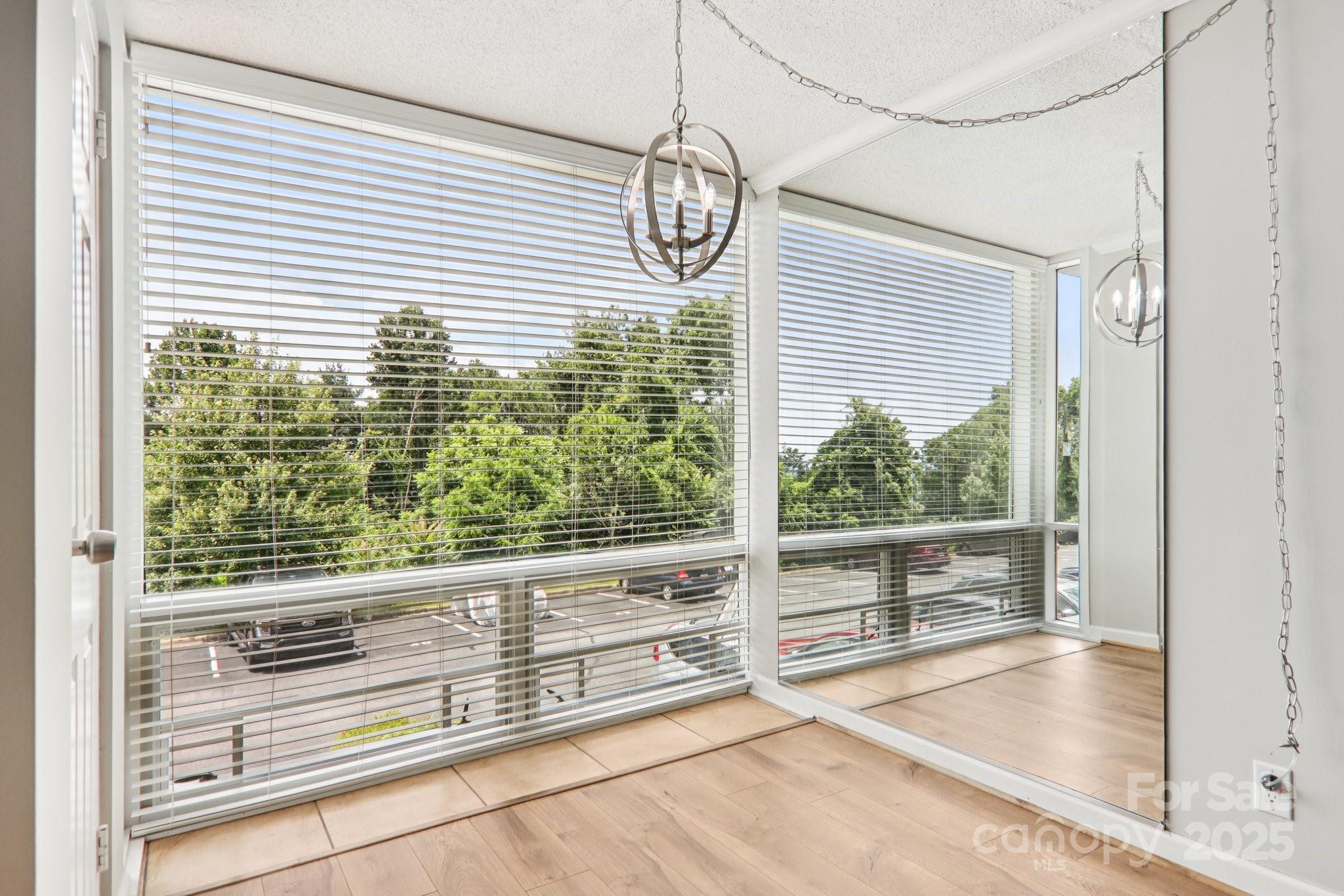 647 Town Mountain Road 212