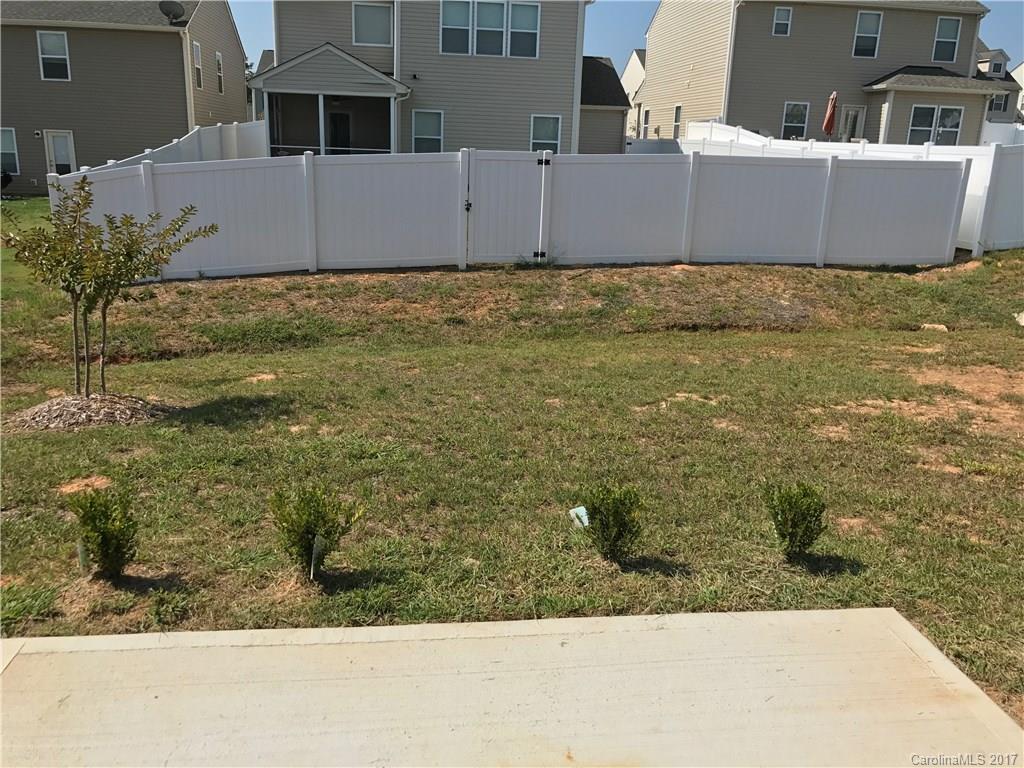 Newport Lakes - Residential