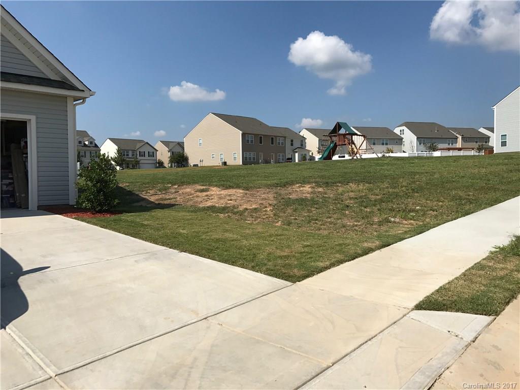 Newport Lakes - Residential