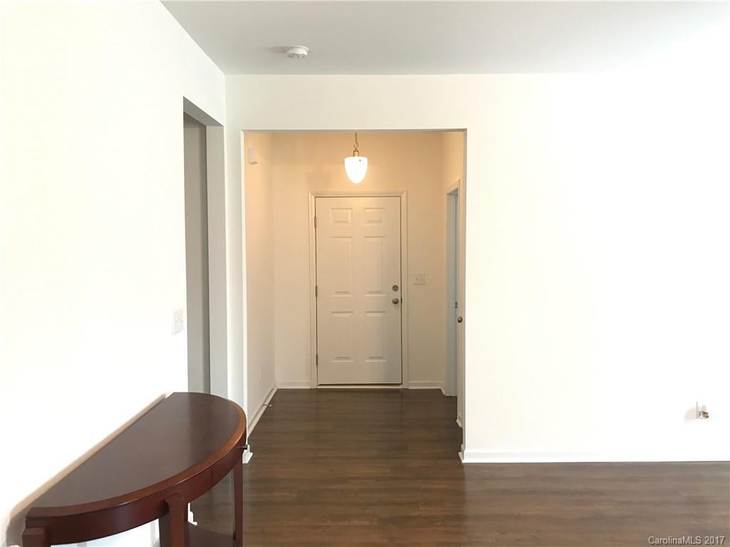 Newport Lakes - Residential