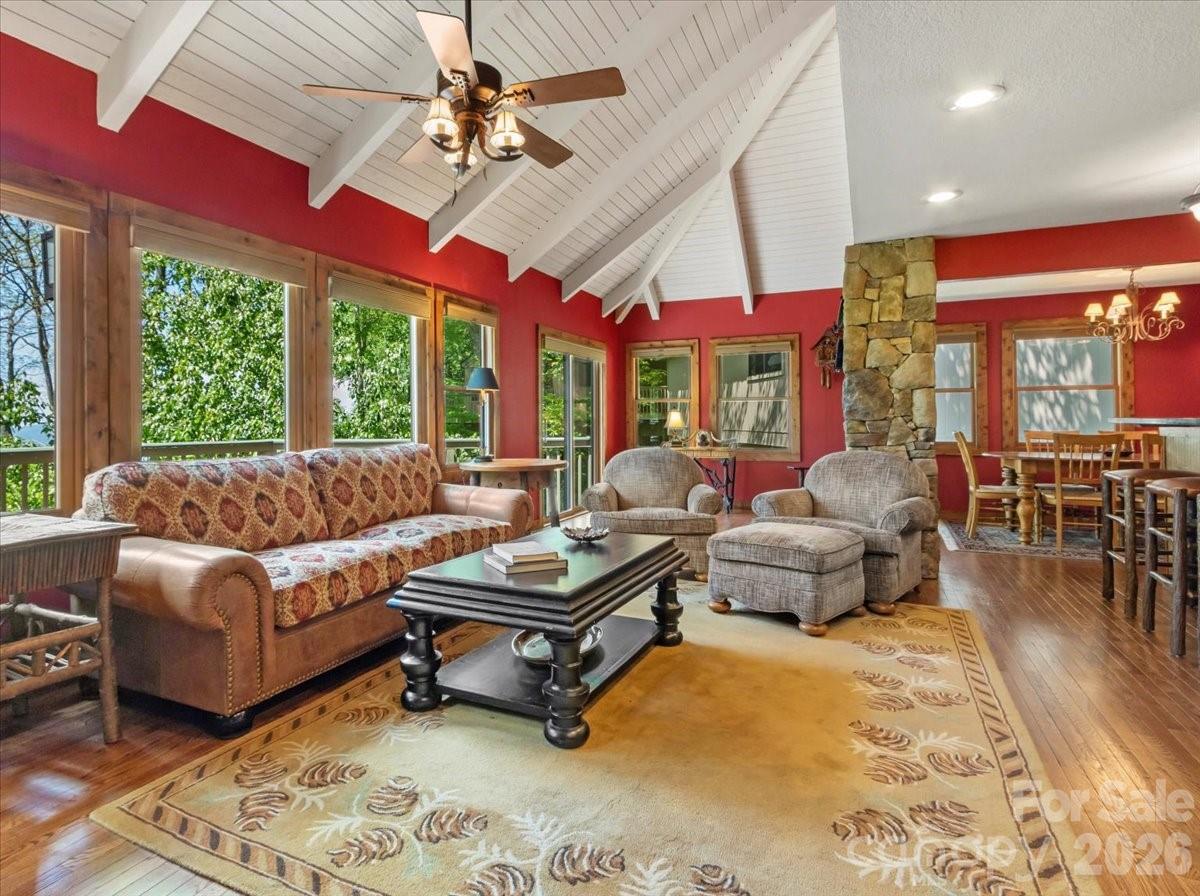 121 Ivy Ridge Road