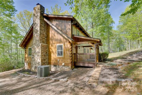 A home in Saluda