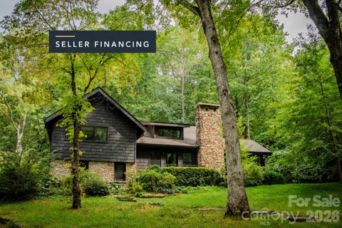 Photo of 212 SE Shore Drive, Lake Toxaway, NC 28747 (MLS # 4384541)