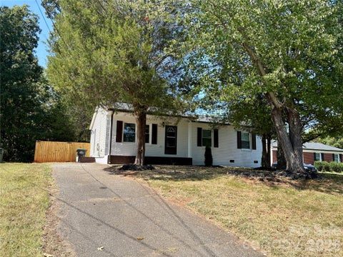 Photo of 667 Kilborne Drive, Gastonia, NC 28052 (MLS # 4426977)