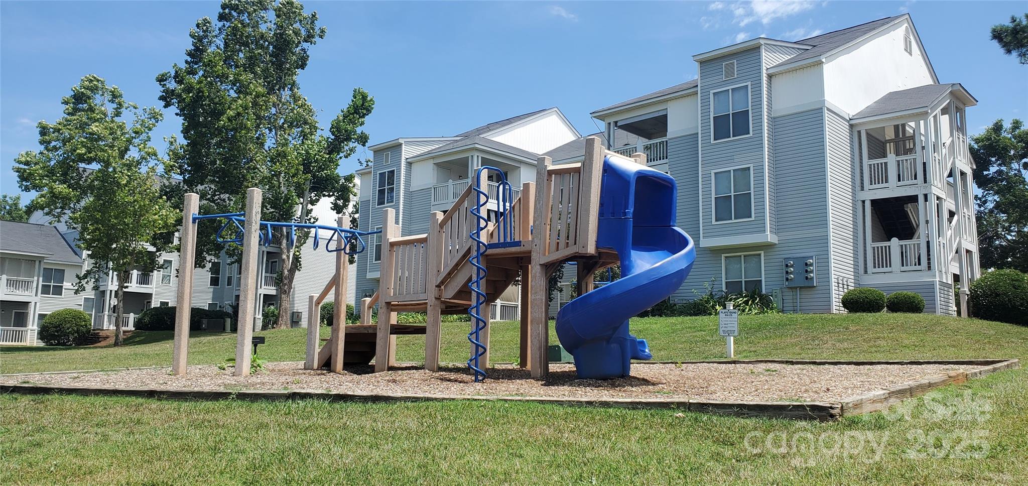 14 Hamiltons Bay Court 528