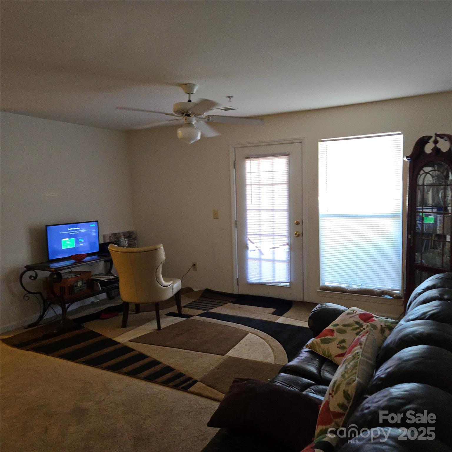 14 Hamiltons Bay Court 528