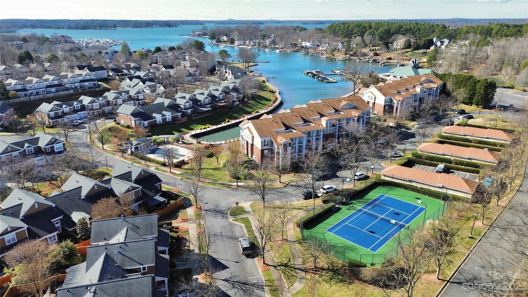 Harborside Townhomes - Residential