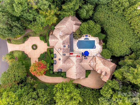 4231 Fox Brook Lane Charlotte NC 28211